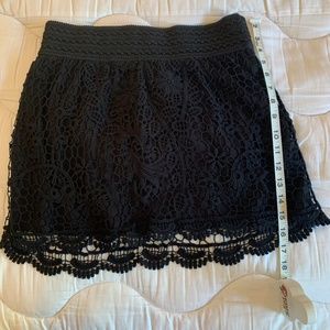 TOP SHOP black embroidered mini skirt